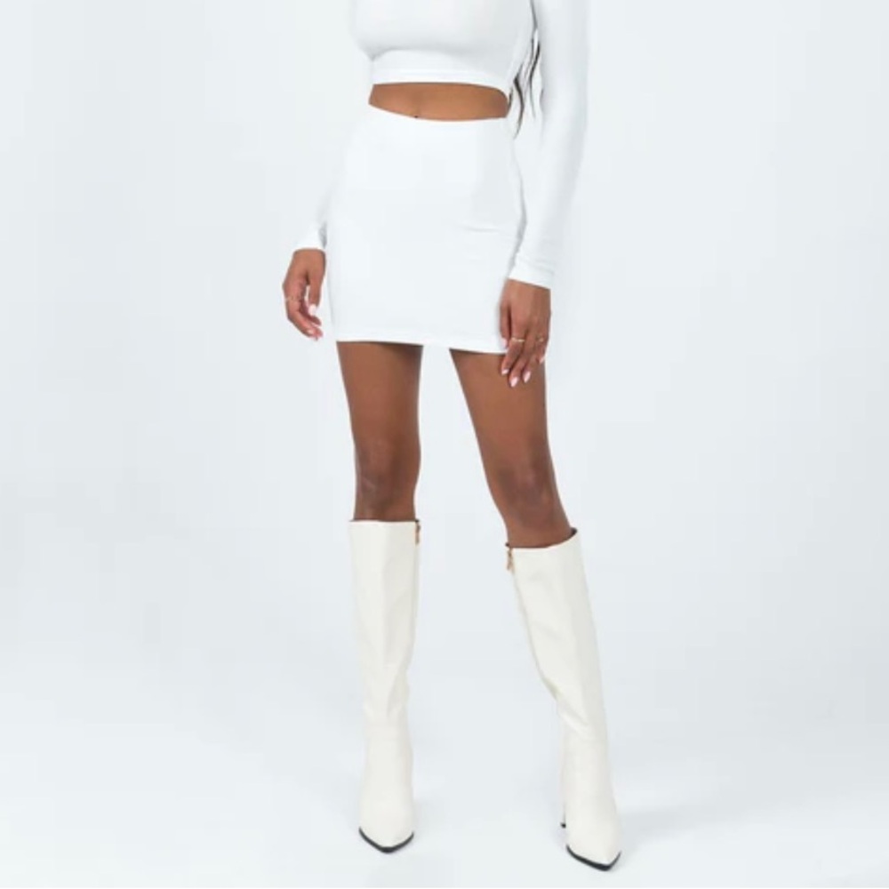Princess Polly White Beatty Ribbed Winter White Mini Skirt Size 6 NWT